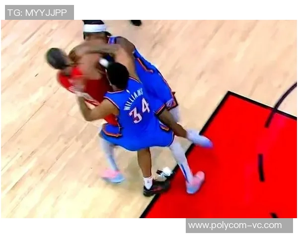 2004年NBA火箭与猛龙激战回顾:经典对决与球星风采的碰撞 2004年NBA火箭与猛龙激战回顾:经典对决与球星风采的碰撞