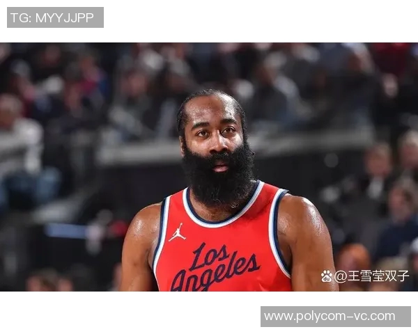 NBA快船队莱昂纳德签约之谜与哈登餐厅欠费风波揭秘